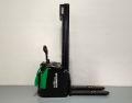 Apilador Electrico con plataforma HANGCHA CDD16-AC2S-I - Ref. 3576005