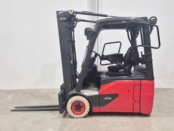 Carretilla Elevadora Electrica 3 ruedas LINDE E16-02 (serie 386)