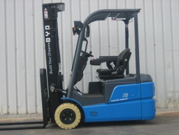 Carretilla Elevadora Electrica 3 ruedas BYD ECB18C