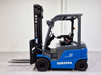 Carretilla Elevadora Electrica 4 ruedas BYD ECB25C