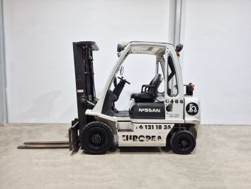 Carretilla Elevadora Diesel UNICARRIERS Y1D2A25Q