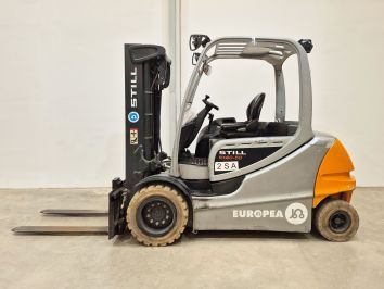 Carretilla Elevadora Electrica 4 ruedas STILL RX60-50