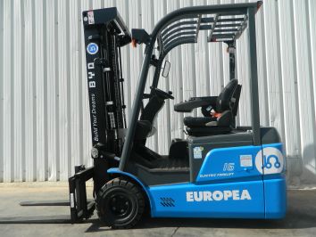 Carretilla Elevadora Electrica 3 ruedas BYD ECB16C
