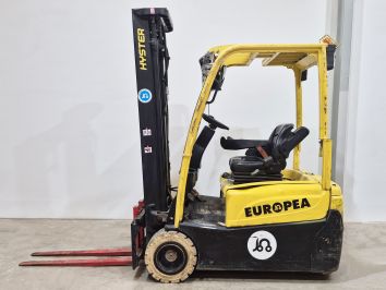 Carretilla Elevadora Electrica 3 ruedas HYSTER J1.8XNT MWB