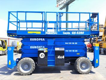 Plataforma Tijera Diesel GENIE GS5390RT
