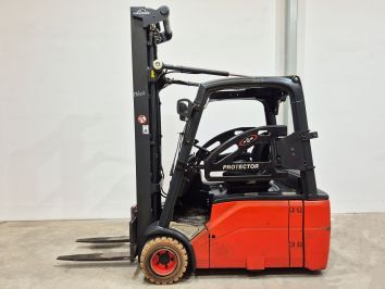 Carretilla Elevadora Electrica 3 ruedas LINDE E18L-01