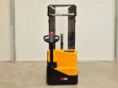 Apilador Electrico conductor a pie mb forklift WSA161L (Litio) 24V 205Ah - 3595012 | Europea de Carretillas