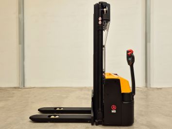 Apilador Electrico conductor a pie MB FORKLIFT WSA161L (Litio) 24V 205Ah