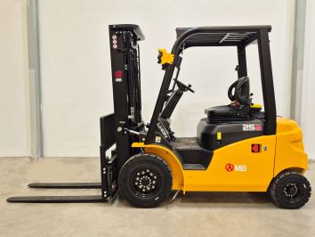 Carretilla Elevadora Electrica 4 ruedas MB FORKLIFT EFL253 (Litio) 80V 280Ah