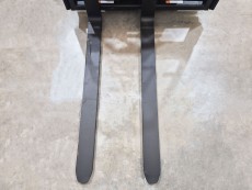 Carretilla Elevadora Electrica 3 ruedas mb forklift CPD18TVL (Litio) 80V 205Ah - 3521050 | Europea de Carretillas