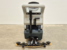 Fregadora Industrial Conduct Acompañante bhior B550 - 3587007 | Europea de Carretillas