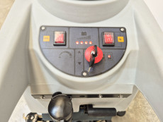 Fregadora Industrial Conduct Acompañante bhior B550 - 3587007 | Europea de Carretillas