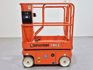 Plataforma Vertical Electrica SNORKEL TM12
