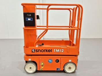 Plataforma Vertical Electrica SNORKEL TM12