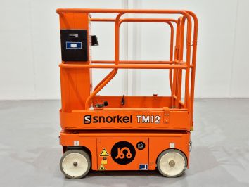 Plataforma Vertical Electrica SNORKEL TM12