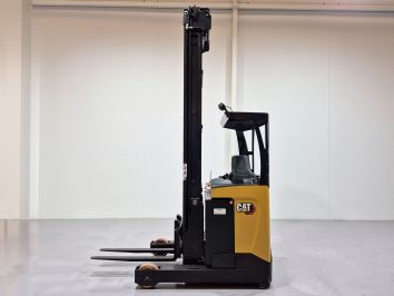 Carretilla Retractil conductor sentado CATERPILLAR NR16N3H (Litio)