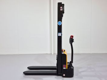 Apilador Electrico conductor a pie MB FORKLIFT ESL122 (2S360) (Litio) 24V 80Ah