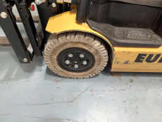 Carretilla Elevadora Electrica 4 ruedas caterpillar EP16ACN - 3156002 | Europea de Carretillas