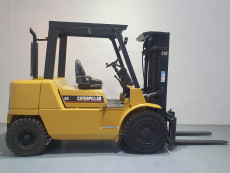 Carretilla Elevadora Diesel caterpillar DP40K-MC - 1238003 | Europea de Carretillas