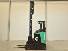 Carretilla Retractil conductor sentado mitsubishi RB16NH - 1315002 | Europea de Carretillas