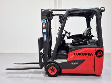 Carretilla Elevadora Electrica 3 ruedas LINDE E16H-02 (serie 386)