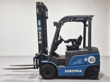 Carretilla Elevadora Electrica 4 ruedas BYD ECB25C (Litio) 80V 270AH