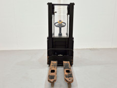 Apilador Electrico conductor a pie mb forklift ES16-RSI - 2546004 | Europea de Carretillas