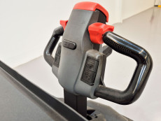 Transpaleta Electrica con plataforma mb forklift RPL201H (Litio) - 2929029 | Europea de Carretillas