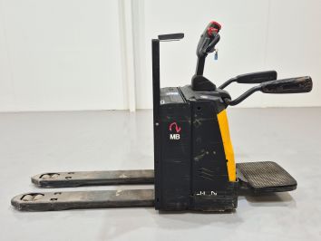 Transpaleta Electrica con plataforma MB FORKLIFT RPL201H (Litio)