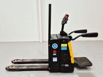Transpaleta Electrica con plataforma MB FORKLIFT RPL201H (Litio)