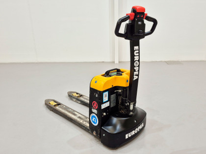 Transpaleta Electrica mb forklift EPL154 (Litio) 24V 30Ah - 3125069 | Europea de Carretillas 2