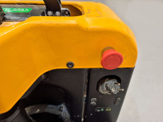 Transpaleta Electrica mb forklift EPL154 (Litio) 24V 30Ah - 3125069 | Europea de Carretillas