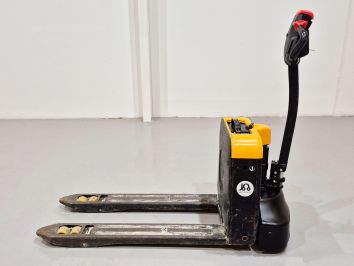 Transpaleta Electrica MB FORKLIFT EPL154 (Litio) 24V 30Ah