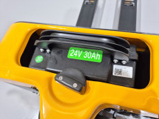Transpaleta Electrica mb forklift EPL154 (Litio) 24V 30Ah - 3125123 | Europea de Carretillas