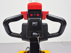 Transpaleta Electrica mb forklift EPL154 (Litio) 24V 30Ah - 3125160 | Europea de Carretillas