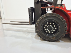 Carretilla Elevadora Electrica 4 ruedas mb forklift EFL252 (Litio) - 3258003 | Europea de Carretillas