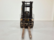 Carretilla Elevadora Electrica 4 ruedas mb forklift EFL252 (Litio) 80V 205Ah - 3258023 | Europea de Carretillas