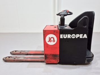 Transpaleta Electrica con plataforma MB FORKLIFT KPL201 (Litio)