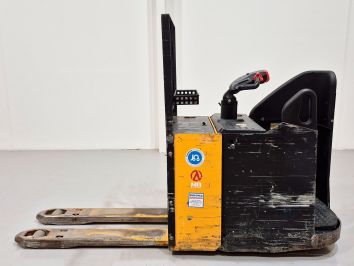 Transpaleta Electrica con plataforma MB FORKLIFT KPL201 (Litio)