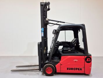 Carretilla Elevadora Electrica 3 ruedas LINDE E20L-01/386