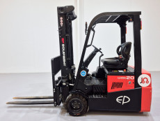 Carretilla Elevadora Electrica 3 ruedas ep CPD20TVL (Litio) 80V 205Ah - 3522004 | Europea de Carretillas