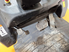 Carretilla Elevadora Electrica 4 ruedas mb forklift EFL353 - 3662003 | Europea de Carretillas