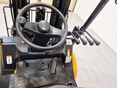Carretilla Elevadora Electrica 4 ruedas mb forklift EFL353 - 3662011 | Europea de Carretillas