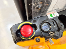 Apilador Electrico conductor a pie mb forklift ESA121 (2S360) (Gel) 24V 105Ah - 3712003 | Europea de Carretillas