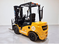 Carretilla Elevadora Diesel mb forklift CPCD25T8-G51 - 3823009 | Europea de Carretillas