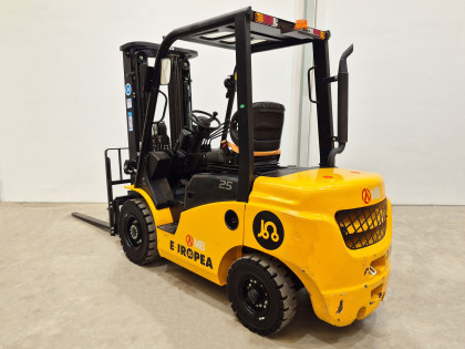 Carretilla Elevadora Diesel mb forklift CPCD25T8-G51 - 3823011 | Europea de Carretillas 2