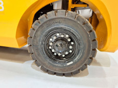 Carretilla Elevadora Diesel mb forklift CPCD25T8-G51 - 3823013 | Europea de Carretillas