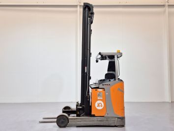 Carretilla Retractil conductor sentado STILL FM-X 25