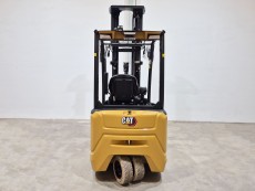 Carretilla Elevadora Electrica 3 ruedas caterpillar EP20N2T - 3892004 | Europea de Carretillas