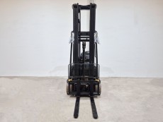 Carretilla Elevadora Electrica 3 ruedas caterpillar EP20N2T - 3892004 | Europea de Carretillas